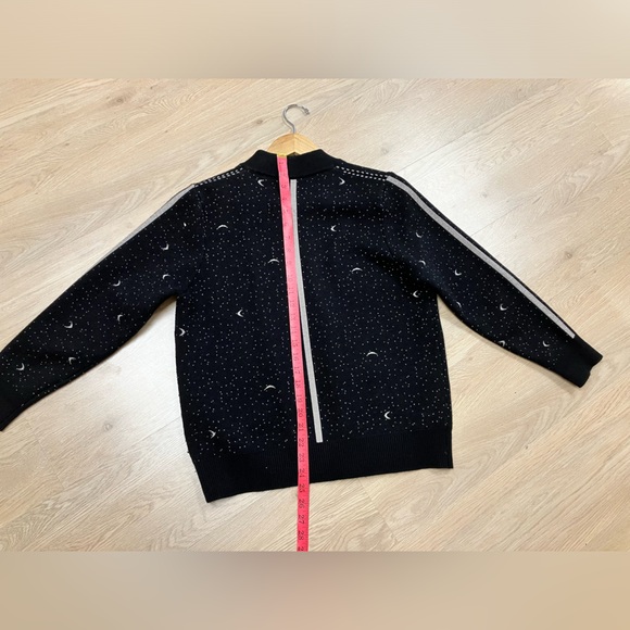 GUC Sweater with TB Monogram Zipper - Picture 5 of 6